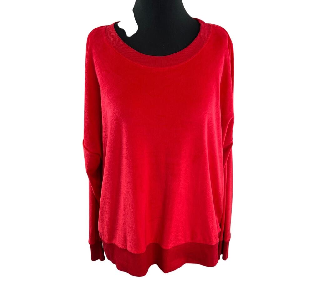 NWT Secret Treasures Red Long Sleeve Lounge Top Crewneck Soft Cozy Size XL
